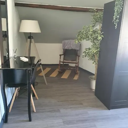 Delia Typical Portuguese House With A Private Swimming Pool *